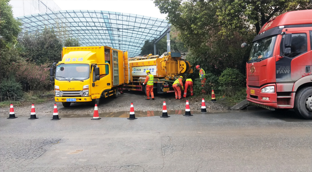 华龙成区雨污水管网“四位一体”检测疏通项目